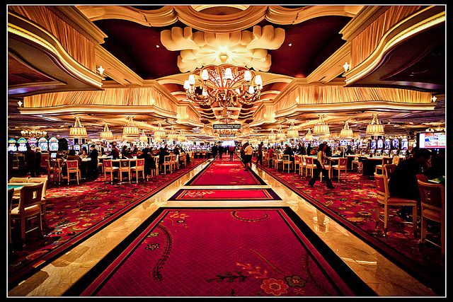 Roulette آن لائن کیسینو میں اصل گیمز